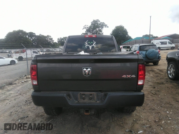 2015 Ram 2500 Tradesman с VIN 3C6UR5CL0FG708948, выставлен на аукционе IAAI как лот 42511733 с пробегом 90 885 миль миль и . История ставок и продаж доступна на DreamBid. Изображение 16.