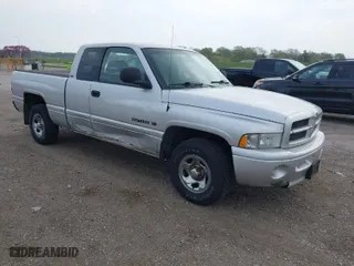 2001 Dodge Ram 1500 with VIN 3B7HC13ZX1G727489, listed as a IAAI auction lot 42033851 with 211,071 mi miles. Bid and sale history available at carsss.com. Image 1.