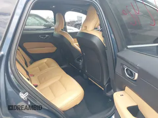 2020 Volvo XC60 Inscription with VIN YV4102DL1L1477942, listed as a IAAI auction lot 42118166 with 48,210 mi miles and . Bid and sale history available at DreamBid. Image 8.