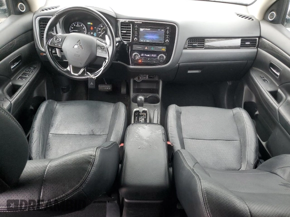 2016 Mitsubishi Outlander GT z VIN JA4JZ4AX5GZ010360, wystawiony jako Copart lot #59925454 z przebiegiem 134 175 mil mil oraz Szkoda całkowita • Salvage title. Historia ofert i sprzedaży dostępna na DreamBid. Obrazek 8.