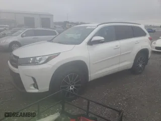 2018 Toyota Highlander SE with VIN 5TDJZRFH4JS488167, listed as a Copart auction lot 51863525 with 119,035 mi miles and Salvage Title. Bid and sale history available at carsss.com. Image 1.
