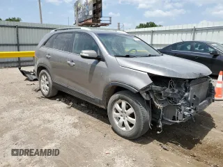 2013 Kia Sorento LX with VIN 5XYKT4A28DG402355, listed as a Copart auction lot 57441725 with 146,404 mi miles and Salvage title. Bid and sale history available at DreamBid. Image 4.