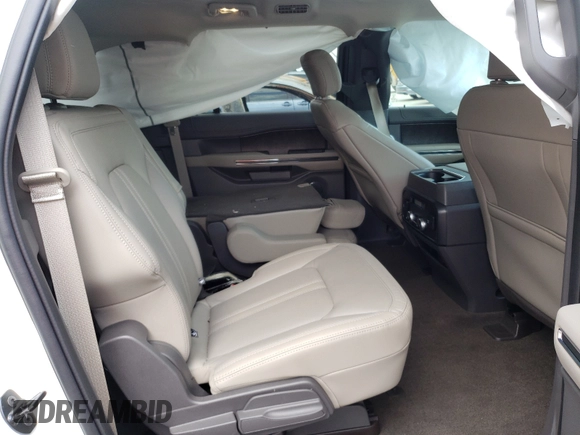 2020 Ford Expedition Max Limited z VIN 1FMJK1KT0LEA13328, wystawiony jako Copart lot #54937291 z przebiegiem 11 702 mil mil oraz Szkoda całkowita • Salvage title. Historia ofert i sprzedaży dostępna na DreamBid. Obrazek 6.