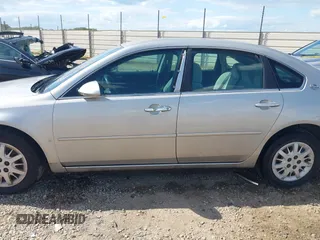 2007 Chevrolet Impala Police Pkg Police Pkg 9C1 with VIN 2G1WS55R279365667, listed as a IAAI auction lot 42028386 with 179,096 mi miles. Bid and sale history available at carsss.com. Image 14.