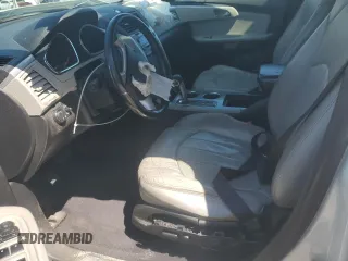 2012 Chevrolet Traverse LTZ z VIN 1GNKRLED5CJ233616, wystawiony jako Copart lot #52309145 z przebiegiem Nie podano mil oraz Szkoda całkowita • Salvage title. Historia ofert i sprzedaży dostępna na DreamBid. Obrazek 7.