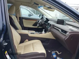 2016 Lexus RX 450h z VIN 2T2BGMCA9GC002616, wystawiony jako IAAI lot #41634044 z przebiegiem 68 310 mil mil oraz . Historia ofert i sprzedaży dostępna na DreamBid. Obrazek 5.