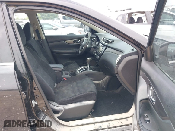 2016 Nissan Rogue SL with VIN 5N1AT2MT5GC900179, listed as a IAAI auction lot 41927915 with 75,496 mi miles. Bid and sale history available at carsss.com. Image 5.