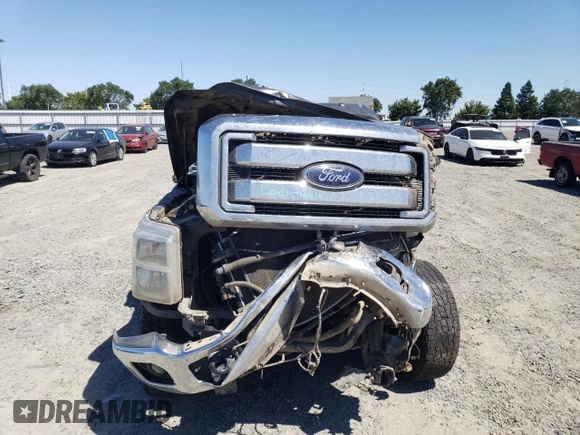 2015 Ford F-250 Lariat z VIN 1FT7W2BT4FEA12230, wystawiony jako Copart lot #57636325 z przebiegiem 367 412 mil mil oraz Nie do naprawy • Non repairable. Historia ofert i sprzedaży dostępna na DreamBid. Obrazek 5.