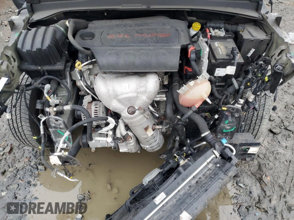 2018 Jeep Renegade Latitude z VIN ZACCJBBB7JPJ39426, wystawiony jako Copart lot #84618564 z przebiegiem Nie podano mil oraz Szkoda całkowita • Salvage title. Historia ofert i sprzedaży dostępna na DreamBid. Obrazek 12.