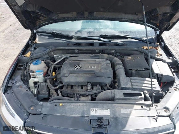 2016 Volkswagen Jetta Sedan 1.8T Sport with VIN 3VWD17AJ2GM386536, listed as a IAAI auction lot 41984722 with 77,771 mi miles. Bid and sale history available at carsss.com. Image 10.