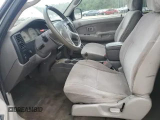 2003 Toyota Tacoma PreRunner with VIN 5TESM92N13Z153310, listed as a Copart auction lot 65269135 with 272,328 mi miles and Clean title. Bid and sale history available at DreamBid. Image 7.