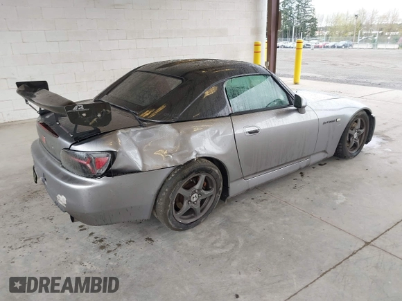 2001 Honda S2000 z VIN JHMAP11491T006580, wystawiony jako IAAI lot #41933308 z przebiegiem 151 232 mil mil oraz . Historia ofert i sprzedaży dostępna na DreamBid. Obrazek 4.