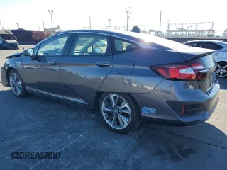 2021 Honda Clarity Plug-In Hybrid Touring with VIN JHMZC5F34MC001992, listed as a Copart auction lot 73437914 with 33,745 mi miles and Salvage Title. Bid and sale history available at carsss.com. Image 2.