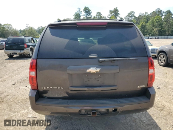 2010 Chevrolet Suburban LT with VIN 1GNUCJE08AR282271, listed as a Copart auction lot 69958304 with 252,836 mi miles and Salvage Title. Bid and sale history available at carsss.com. Image 6.