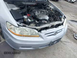 2002 Honda Accord EX z VIN 1HGCG32782A016918, wystawiony jako IAAI lot #42292329 z przebiegiem 171 704 mil mil oraz . Historia ofert i sprzedaży dostępna na DreamBid. Obrazek 17.