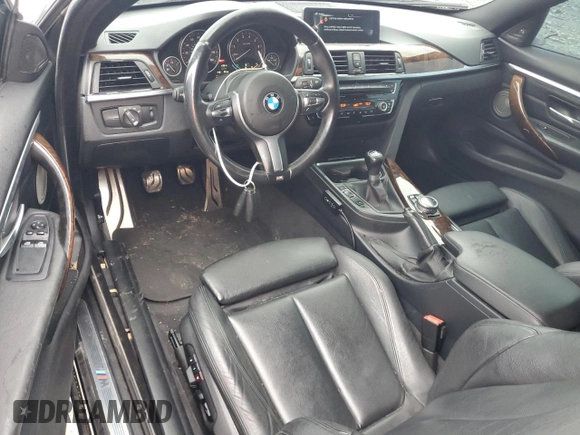 2014 BMW 4 Series 435i z VIN WBA3R1C52EF774154, wystawiony jako Copart lot #59386625 z przebiegiem 183 568 mil mil oraz Szkoda całkowita • Salvage title. Historia ofert i sprzedaży dostępna na DreamBid. Obrazek 8.