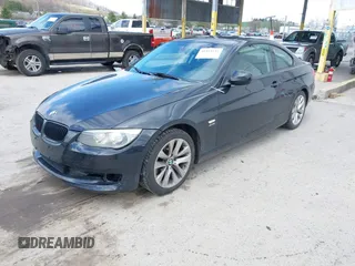 2011 BMW 3 Series 328i xDrive with VIN WBAKF5C55BE586564, listed as a IAAI auction lot 41944192 with 153,167 mi miles. Bid and sale history available at carsss.com. Image 2.