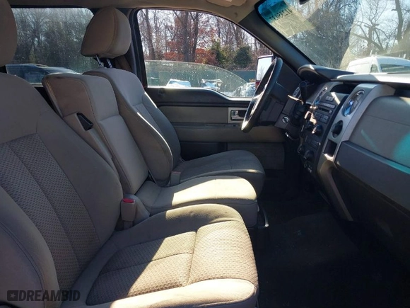 2010 Ford F-150 XL with VIN 1FTFW1EVXAFA40670, listed as a IAAI auction lot 41235037 with 276,256 mi miles. Bid and sale history available at carsss.com. Image 5.
