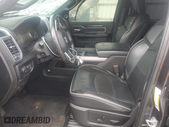 2021 Ram 2500 Laramie z VIN 3C6UR5FL9MG576488, wystawiony jako Copart lot #58339295 z przebiegiem Nie podano mil oraz Szkoda całkowita • Salvage title. Historia ofert i sprzedaży dostępna na DreamBid. Obrazek 7.