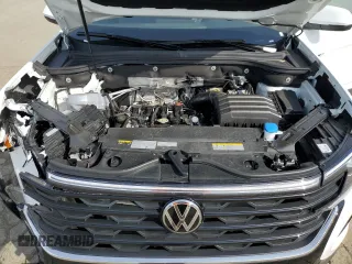 2025 Volkswagen Atlas SE with VIN 1V2WE2CA5SC201601, listed as a Copart auction lot 50102745 with 9,285 mi miles and Clean title. Bid and sale history available at DreamBid. Image 11.
