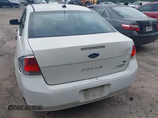 2011 Ford Focus SE with VIN 1FAHP3FNXBW152361, listed as a IAAI auction lot 42127764 with 279,393 mi miles and . Bid and sale history available at DreamBid. Image 6.