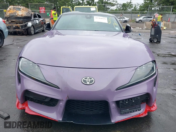 2021 Toyota Supra 3.0 z VIN WZ1DB0C03MW040150, wystawiony jako IAAI lot #42704929 z przebiegiem 15 076 mil mil oraz . Historia ofert i sprzedaży dostępna na DreamBid. Obrazek 12.
