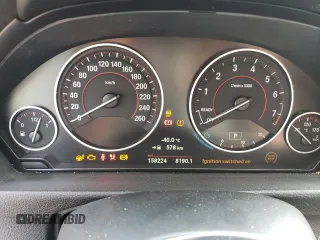 2018 BMW 3 Series 330i xDrive with VIN WBA8D9C54JEM34426, listed as a Copart auction lot 60487205 with 158,224 mi miles and Salvage title. Bid and sale history available at DreamBid. Image 9.