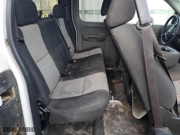 2008 Chevrolet Silverado 1500 Work Truck with VIN 1GCEC19X18Z195861, listed as a Copart auction lot 42697685 with 113,782 mi miles and Salvage Title. Bid and sale history available at carsss.com. Image 10.