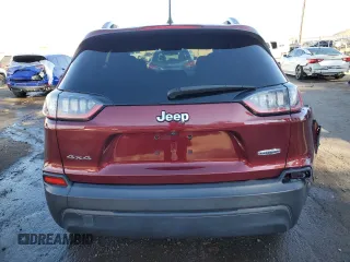 2019 Jeep Cherokee Latitude z VIN 1C4PJMCB0KD140030, wystawiony jako Copart lot #77901084 z przebiegiem 184 787 mil mil oraz Szkoda całkowita • Salvage title. Historia ofert i sprzedaży dostępna na DreamBid. Obrazek 6.