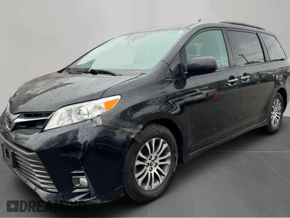 2020 Toyota Sienna XLE Auto Access Seat with VIN 5TDYZ3DCXLS048685, listed as a Copart auction lot 53573145 with 217,712 mi miles and Clean Title. Bid and sale history available at carsss.com. Image 2.