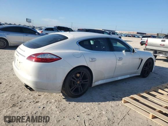 2012 Porsche Panamera S z VIN WP0AB2A71CL060765, wystawiony jako Copart lot #46092435 z przebiegiem 123 320 mil mil oraz Szkody całkowita. Historia ofert i sprzedaży dostępna na DreamBid. Obrazek 3.