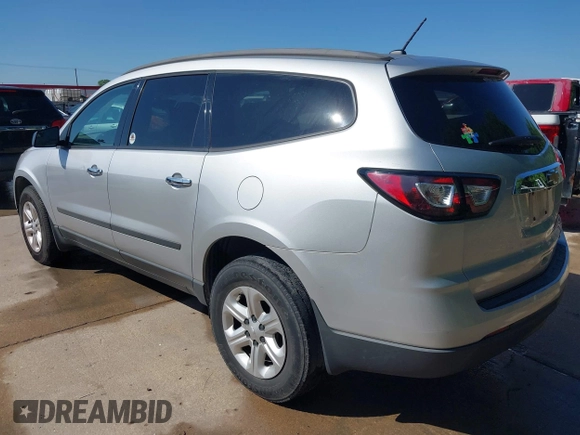 2013 Chevrolet Traverse LS with VIN 1GNKRFED7DJ178010, listed as a IAAI auction lot 42104289 with 273,944 mi miles. Bid and sale history available at carsss.com. Image 3.