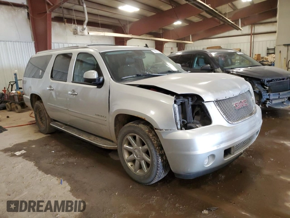 2011 GMC Yukon XL Denali with VIN 1GKS2MEF5BR273932, listed as a Copart auction lot 49112185 with 0 mi miles and Clean Title. Bid and sale history available at carsss.com. Image 4.