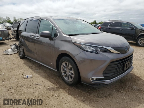 2021 Toyota Sienna XLE z VIN 5TDJSKFC0MS033577, wystawiony jako Copart lot #57146505 z przebiegiem 60 397 mil mil oraz Szkoda całkowita • Salvage title. Historia ofert i sprzedaży dostępna na DreamBid. Obrazek 4.