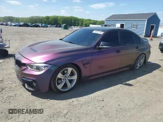 2018 BMW 3 Series 320i xDrive z VIN WBA8E5G54JNV02854, wystawiony jako Copart lot #56690795 z przebiegiem 96 798 mil mil oraz Szkoda całkowita • Salvage title. Historia ofert i sprzedaży dostępna na DreamBid. Obrazek 1.