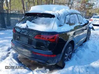 2024 Audi Q5 S line Premium with VIN WA1GAAFY6R2124865, listed as a IAAI auction lot 41598533 with 4,720 mi miles and . Bid and sale history available at DreamBid. Image 4.
