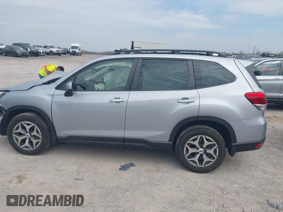 2023 Subaru Forester Premium с VIN JF2SKAEC9PH445216, выставлен на аукционе IAAI как лот 41887616 с пробегом 12 479 миль миль и . История ставок и продаж доступна на DreamBid. Изображение 14.