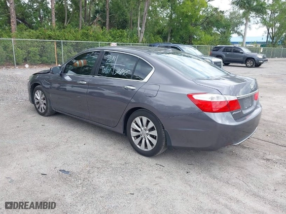 2015 Honda Accord Sedan EX-L with VIN 1HGCR2F88FA086514, listed as a IAAI auction lot 41903639 with 117,706 mi miles. Bid and sale history available at carsss.com. Image 3.