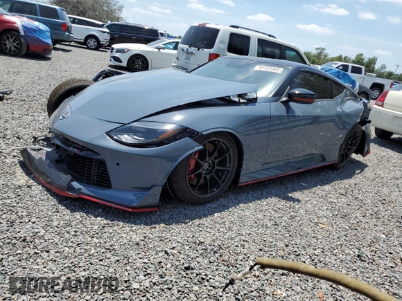 2024 Nissan Z Nismo с VIN JN1BZ4CH8RM363453, выставлен на аукционе Copart как лот 54131365 с пробегом 123 миль миль и Списание • Salvage title. История ставок и продаж доступна на DreamBid. Изображение 1.
