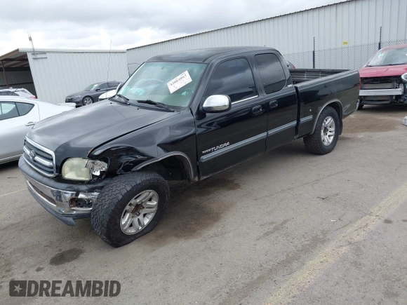2001 Toyota Tundra SR5 with VIN 5TBRT34181S197753, listed as a IAAI auction lot 42064862 with 261,523 mi miles. Bid and sale history available at carsss.com. Image 2.