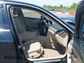 2011 Mercedes-Benz E 350 Luxury с VIN WDDHF8HB6BA430947, выставлен на аукционе IAAI как лот 42378418 с пробегом 89 759 миль миль и . История ставок и продаж доступна на DreamBid. Изображение 5.