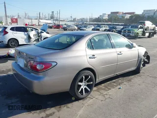 2004 Lexus ES 350 with VIN JTHBA30G345049091, listed as a IAAI auction lot 41819423 with Not provided miles and . Bid and sale history available at DreamBid. Image 4.