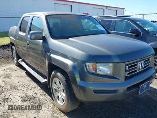 2008 Honda Ridgeline RTL z VIN 2HJYK16518H518451, wystawiony jako IAAI lot #42332723 z przebiegiem 295 375 mil mil oraz . Historia ofert i sprzedaży dostępna na DreamBid. Obrazek 1.