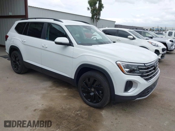 2024 Volkswagen Atlas SE с VIN 1V2WR2CA2RC560161, выставлен на аукционе IAAI как лот 42047000 с пробегом 16 063 миль миль и . История ставок и продаж доступна на DreamBid. Изображение 1.