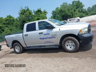 2016 Ram 1500 Tradesman z VIN 1C6RR7KG3GS305742, wystawiony jako IAAI lot #42548001 z przebiegiem 313 235 mil mil oraz . Historia ofert i sprzedaży dostępna na DreamBid. Obrazek 13.