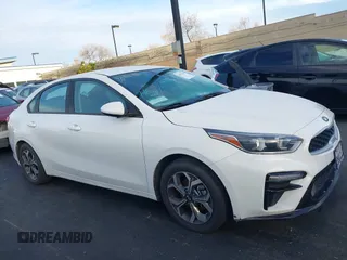 2020 Kia Forte LXS z VIN 3KPF24AD1LE170599, wystawiony jako IAAI lot #41692301 z przebiegiem 60 980 mil mil oraz . Historia ofert i sprzedaży dostępna na DreamBid. Obrazek 13.
