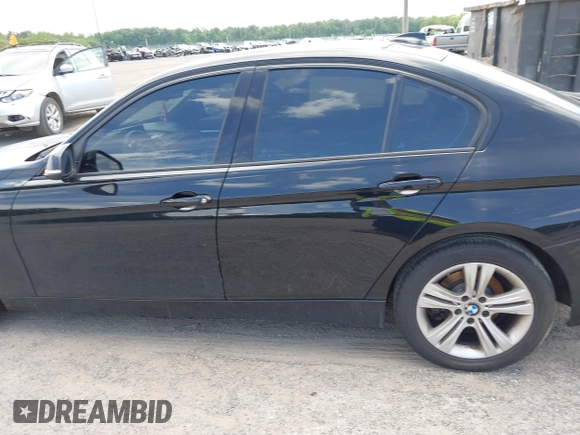 2016 BMW 3 Series 328i xDrive с VIN WBA8E3G52GNU02944, выставлен на аукционе IAAI как лот 42429072 с пробегом 81 520 миль миль и . История ставок и продаж доступна на DreamBid. Изображение 13.