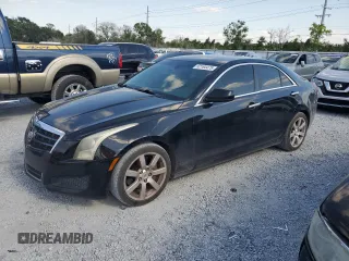 2014 Cadillac ATS Standard RWD z VIN 1G6AA5RX1E0107230, wystawiony jako Copart lot #52164475 z przebiegiem 163 933 mil mil oraz Czysty tytuł • Clean title. Historia ofert i sprzedaży dostępna na DreamBid. Obrazek 1.