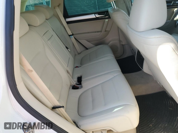 2012 Volkswagen Touareg Sport with VIN WVGEF9BP3CD011165, listed as a Copart auction lot 48913935 with 118,839 mi miles and Salvage Title. Bid and sale history available at DreamBid. Image 11.