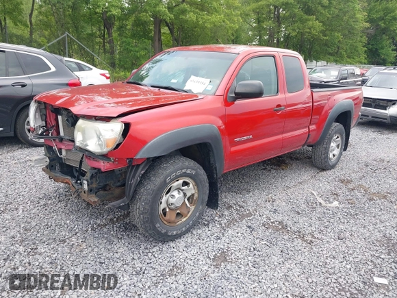 2011 Toyota Tacoma z VIN 5TFUX4EN8BX004834, wystawiony jako IAAI lot #42439354 z przebiegiem 130 974 mil mil oraz . Historia ofert i sprzedaży dostępna na DreamBid. Obrazek 17.